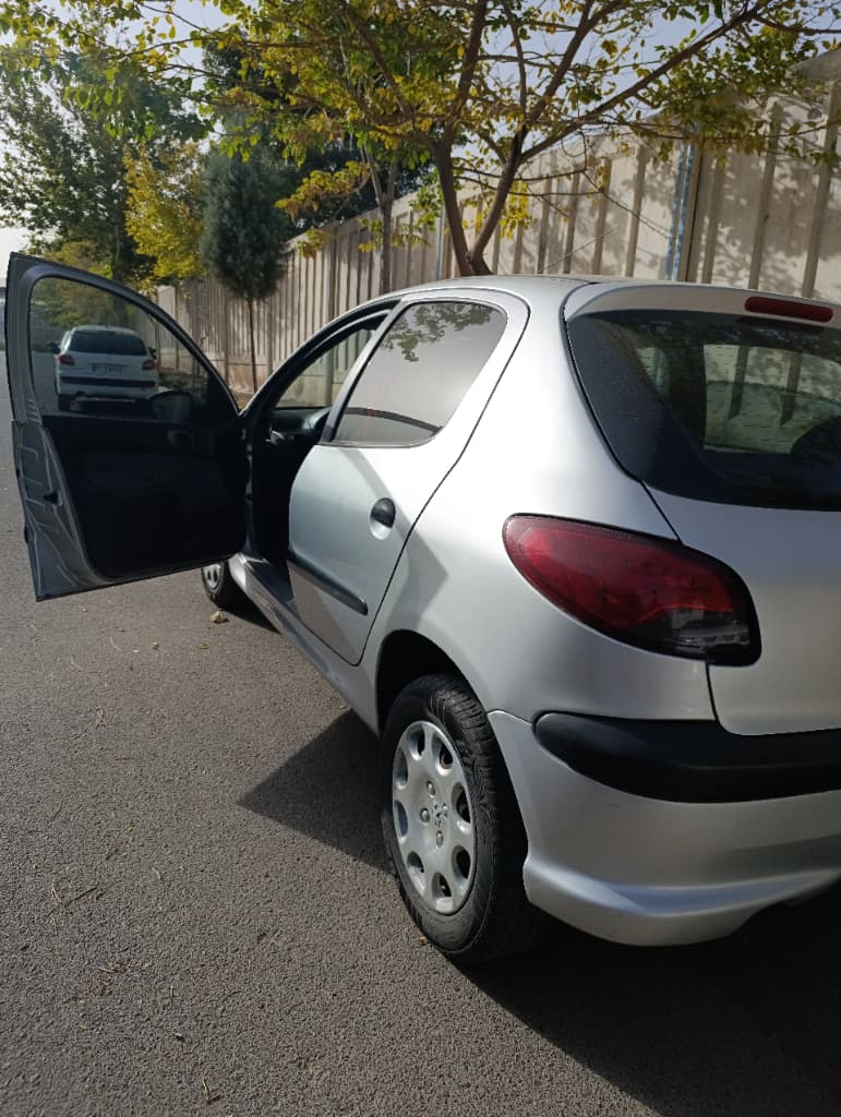 slider image